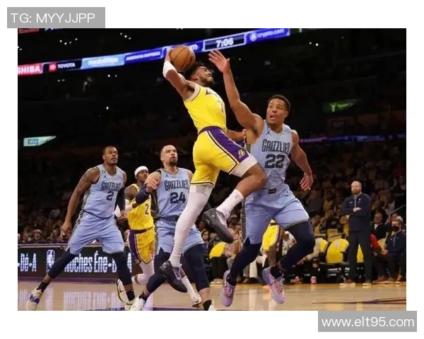 湖人队与灰熊队在2018年12月9日的激烈对决回顾与精彩瞬间分析 湖人队与灰熊队在2018年12月9日的激烈对决回顾与精彩瞬间分析